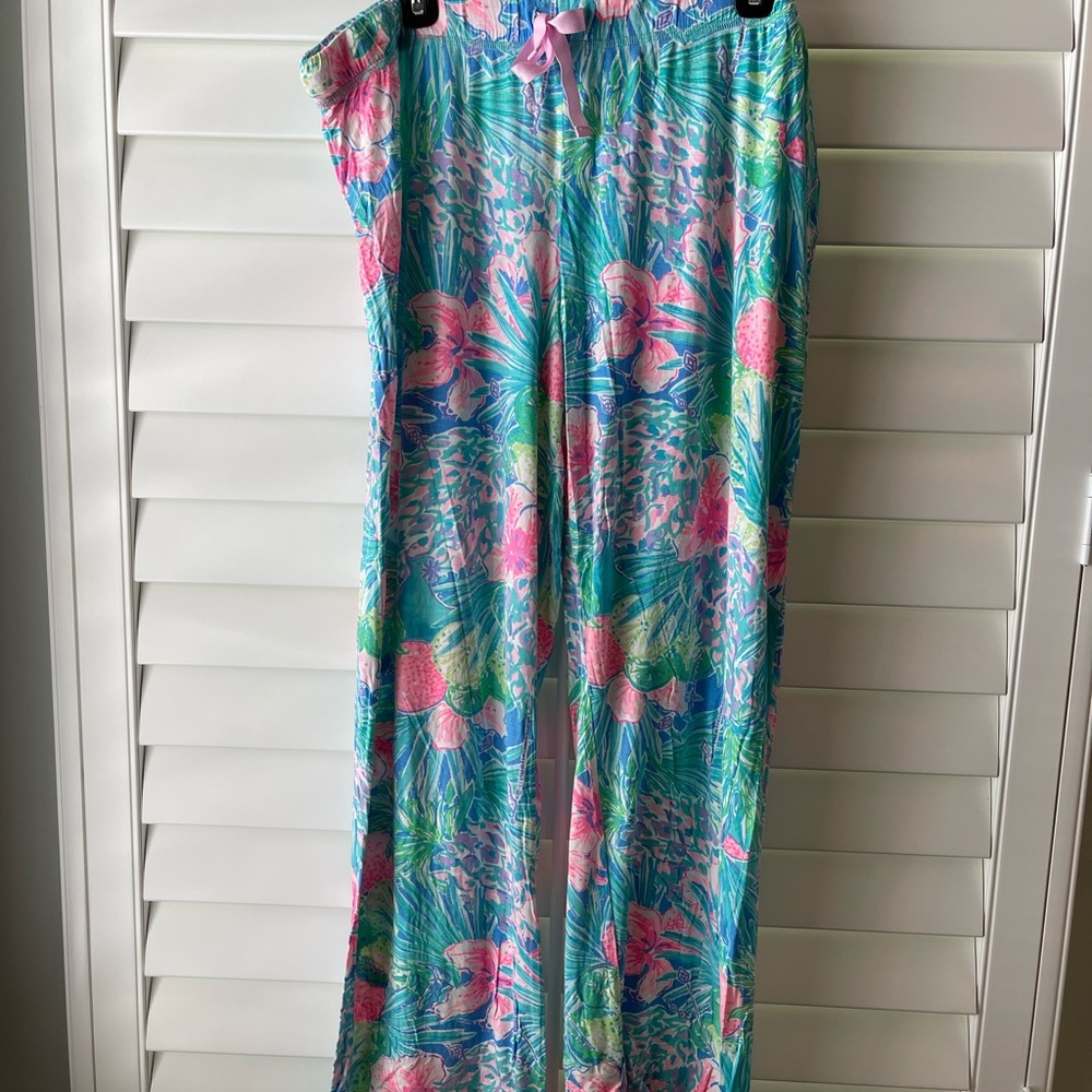 Lilly Pulitzer pajama pants, size 2X. Hardly worn, washed cold and hung.
